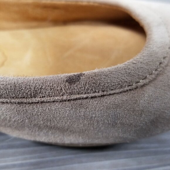 Naturalizer Slip-on Brittany Flats, Tan Suede, Womens Size 7 & 8 - Picture 11 of 12